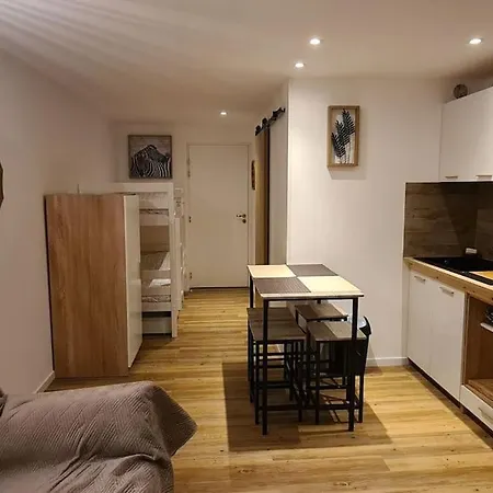 Cap Sur Le Port Apartment *